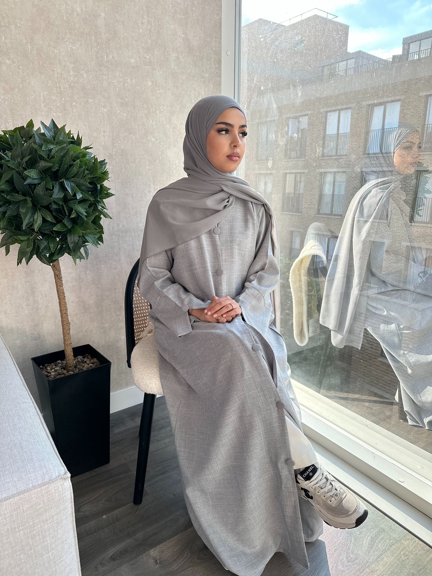 Buttoned Linen Abaya - MAIDAH - مائدة