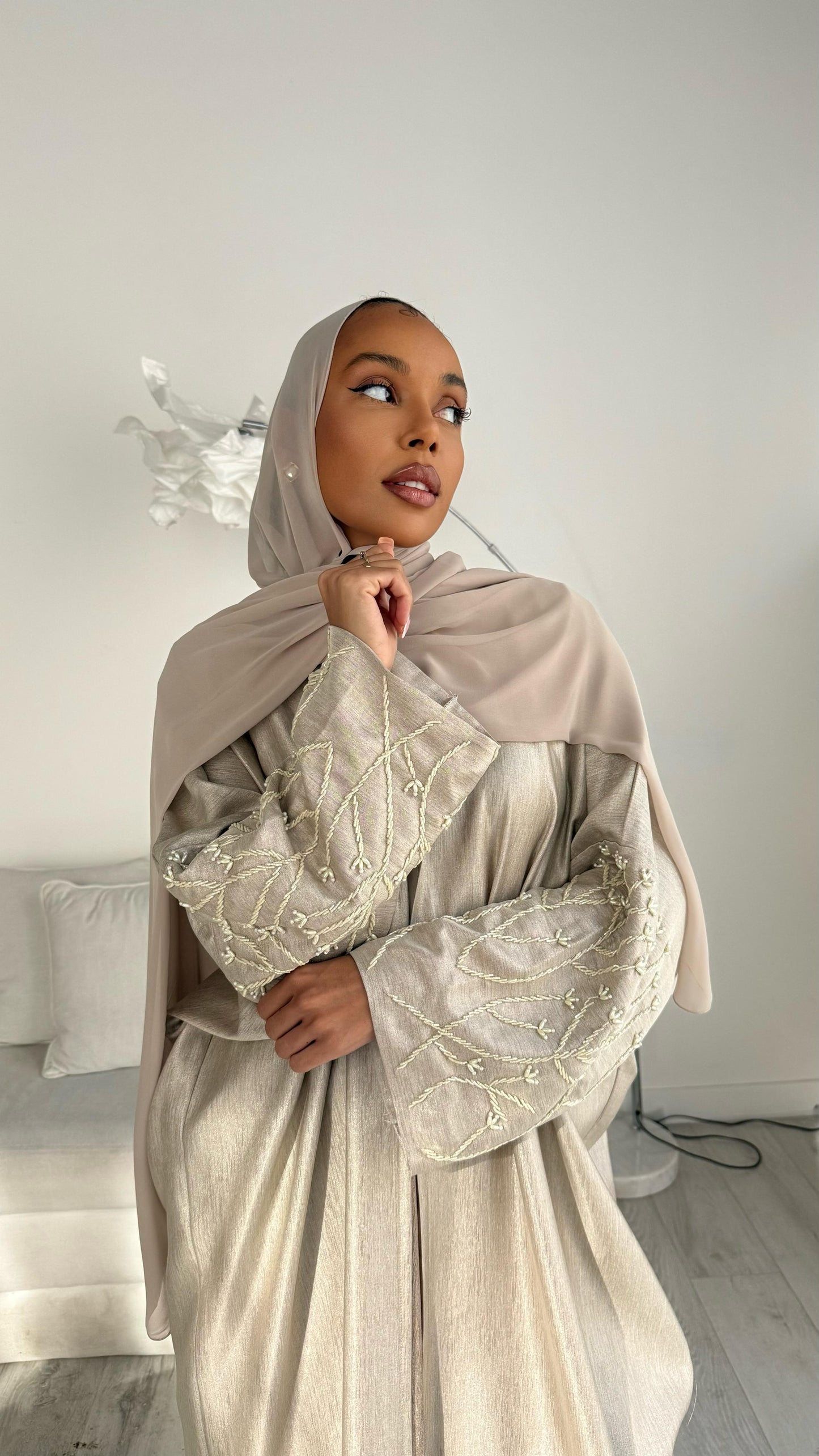 Embellished Abaya - Pearl