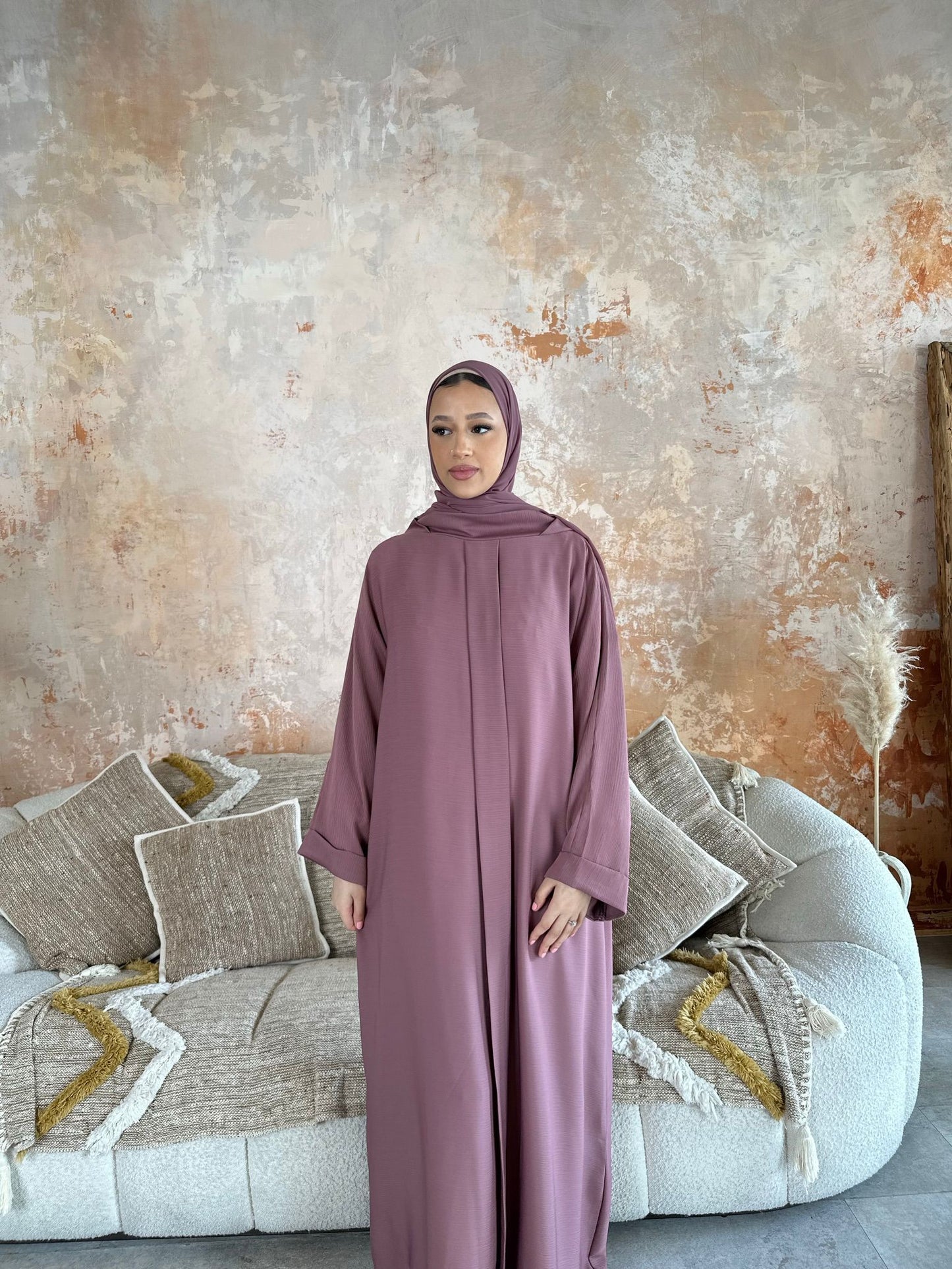 Closed Summer Abaya - INAYA - عناية - Turkish Rose